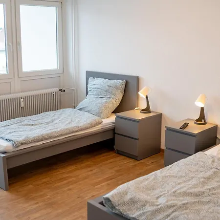 Monteurwohnung Mit Top-anbindung - Atrium