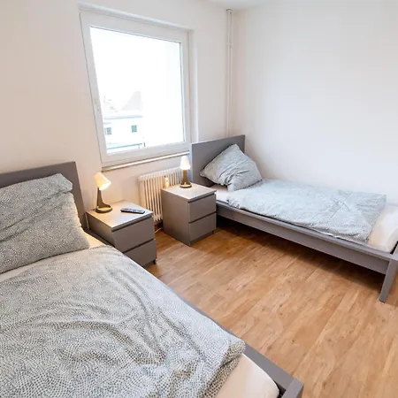 Monteurwohnung Mit Top-anbindung - Atrium Apartment