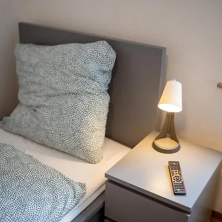 Monteurwohnung Mit Top-anbindung - Atrium