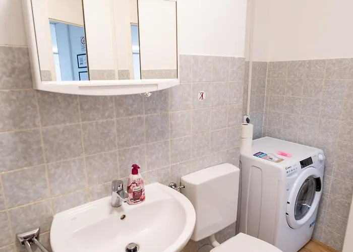 Monteurwohnung Mit Top-anbindung - Atrium * Pfungstadt